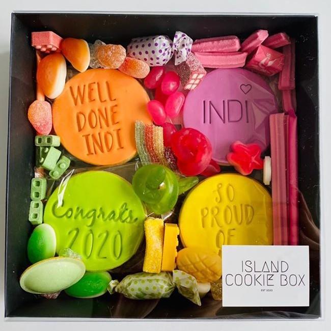 BOXXD™ CookieBoxes 18 x 18 x 5cm Medium Cookie Dessert Box with Clear Slide Cover - Black Designer Range