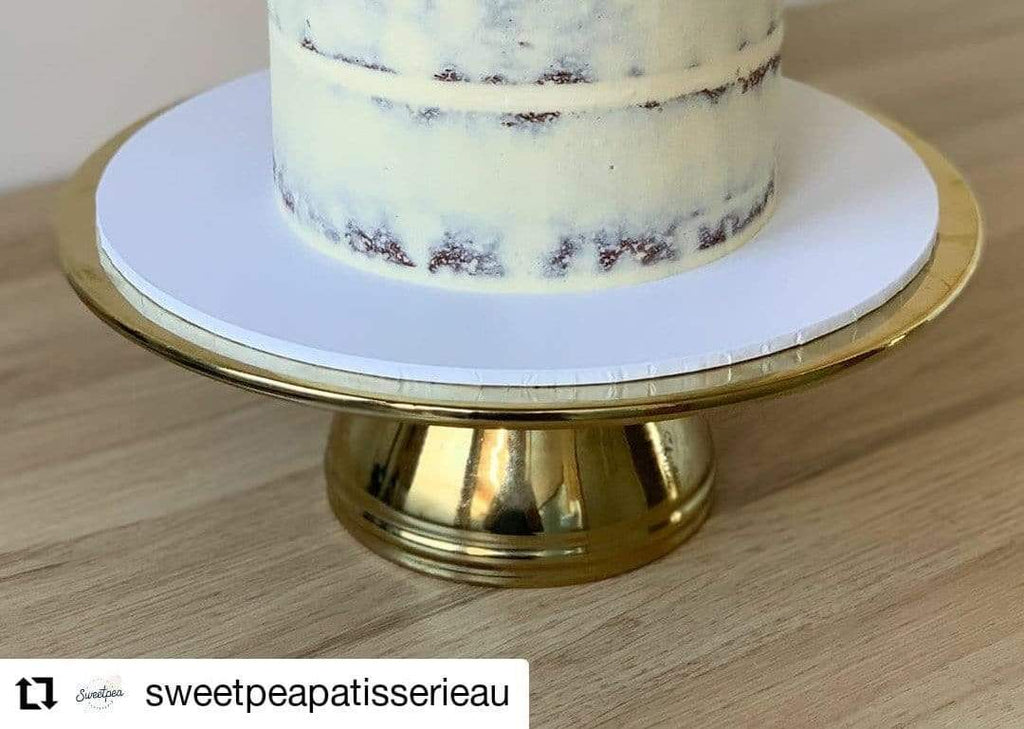 BOXXD™ CakeBoards 8" White Masonite (MDF) Round Cake Board